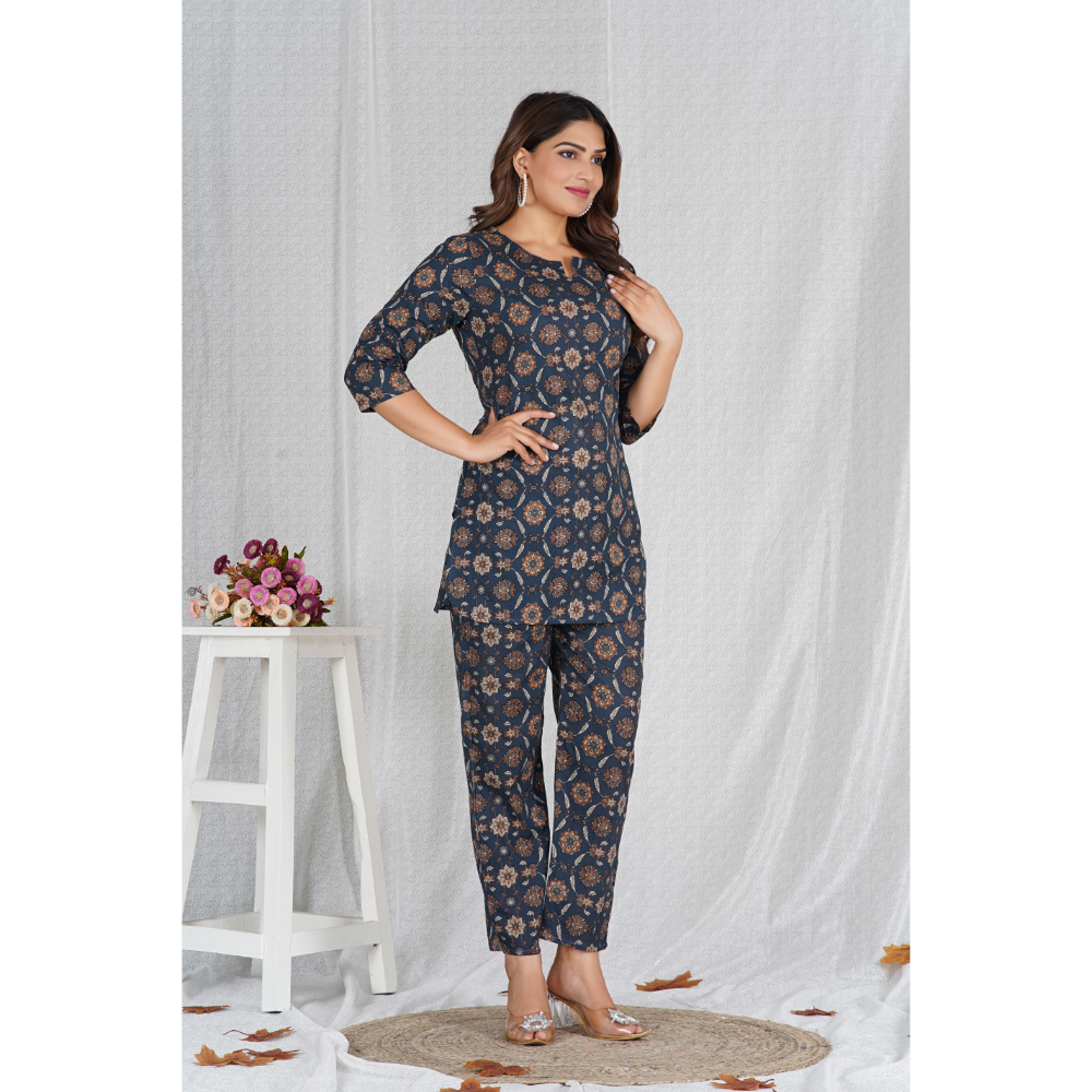 Ashvy 60-60 Cotton Long Top with Bottom Co-Ord Set – Elegant Ethnic Style