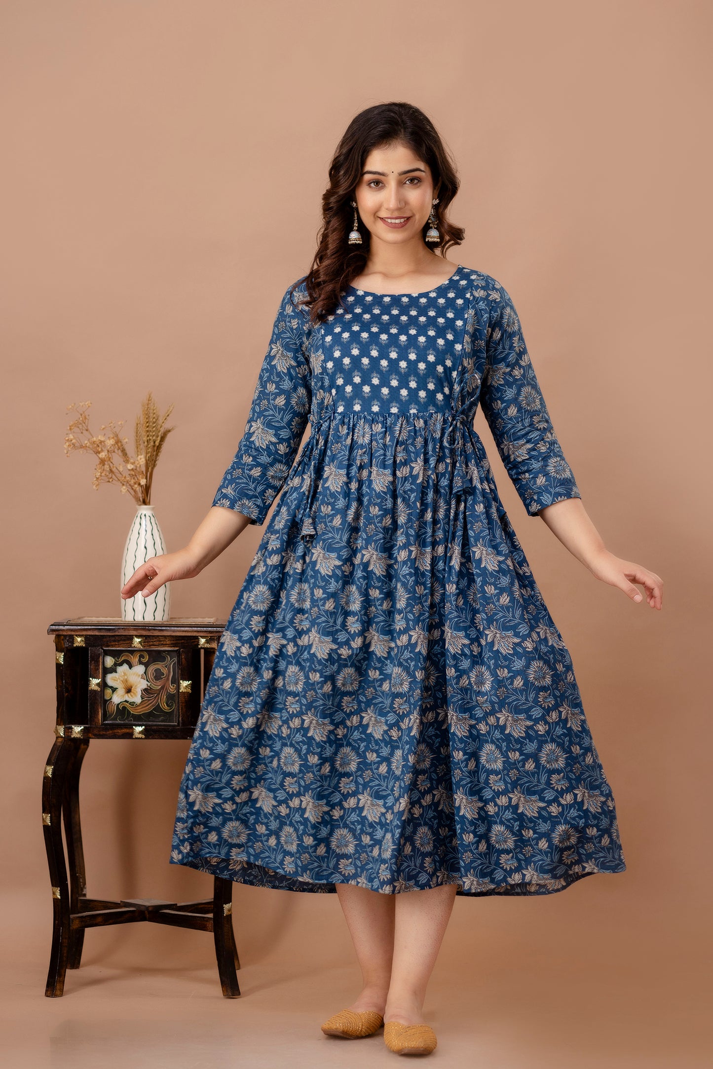 Stylish Simplicity: Ashvy Leaf Print Cotton Maternity Feeding Kurti(Blue)(TUL01)