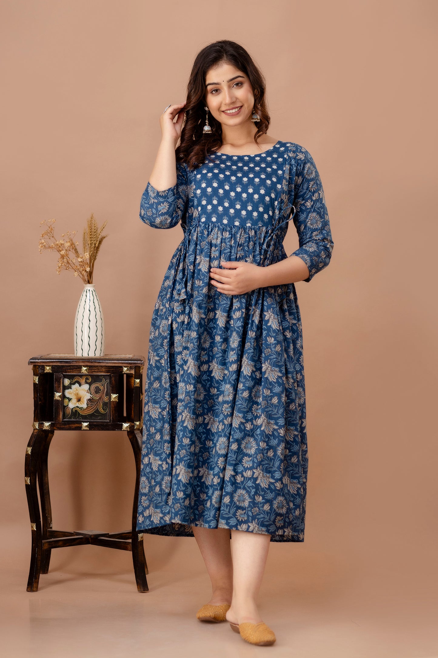 Stylish Simplicity: Ashvy Leaf Print Cotton Maternity Feeding Kurti(Blue)(TUL01)