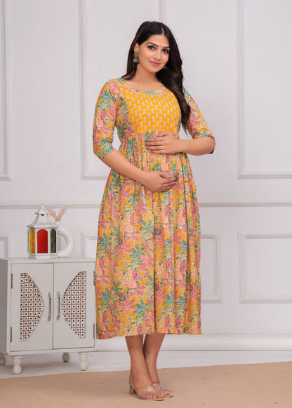 Sunny Comfort: Ashvy Leaf Print Cotton Maternity Feeding Kurti (Yellow)