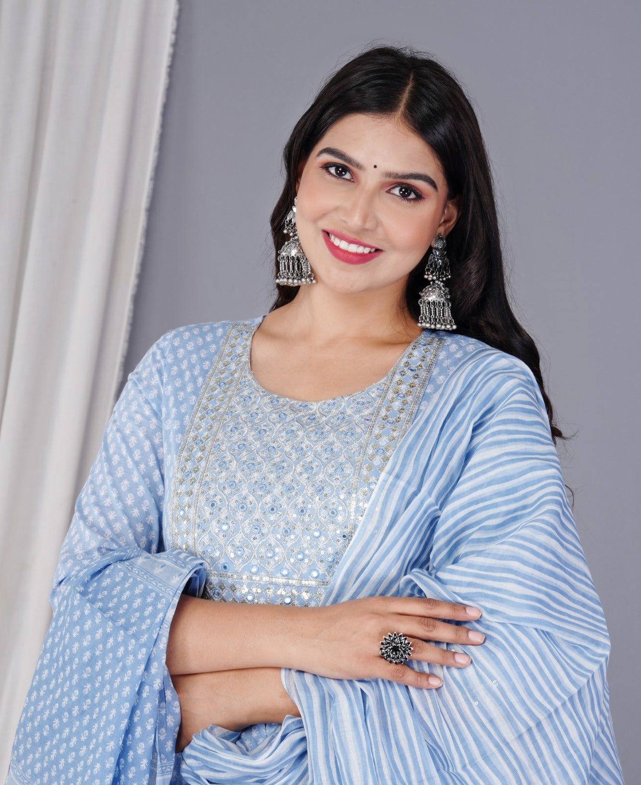 🌸 NEW LAUNCH BEAUTIFUL EMBROIDERI STYLISH KURTA PANT WITH DUPTTA 3PES SET 💐(Sky Blue)