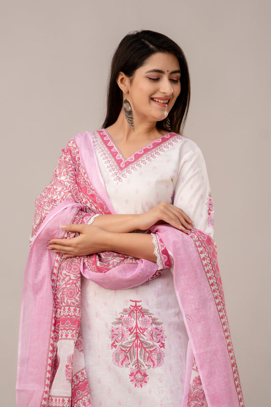 🌸 NEW LAUNCH BEAUTIFUL EMBROIDERI  STYLISH KURTA WITH PANT AND DUPATTA💐(Pink)