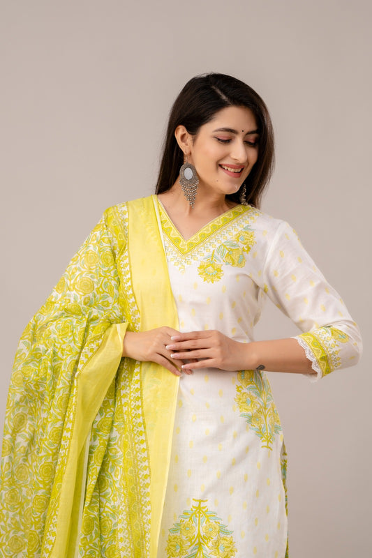 🌸 NEW LAUNCH BEAUTIFUL EMBROIDERI  STYLISH KURTA WITH PANT AND DUPATTA💐(Yellow)