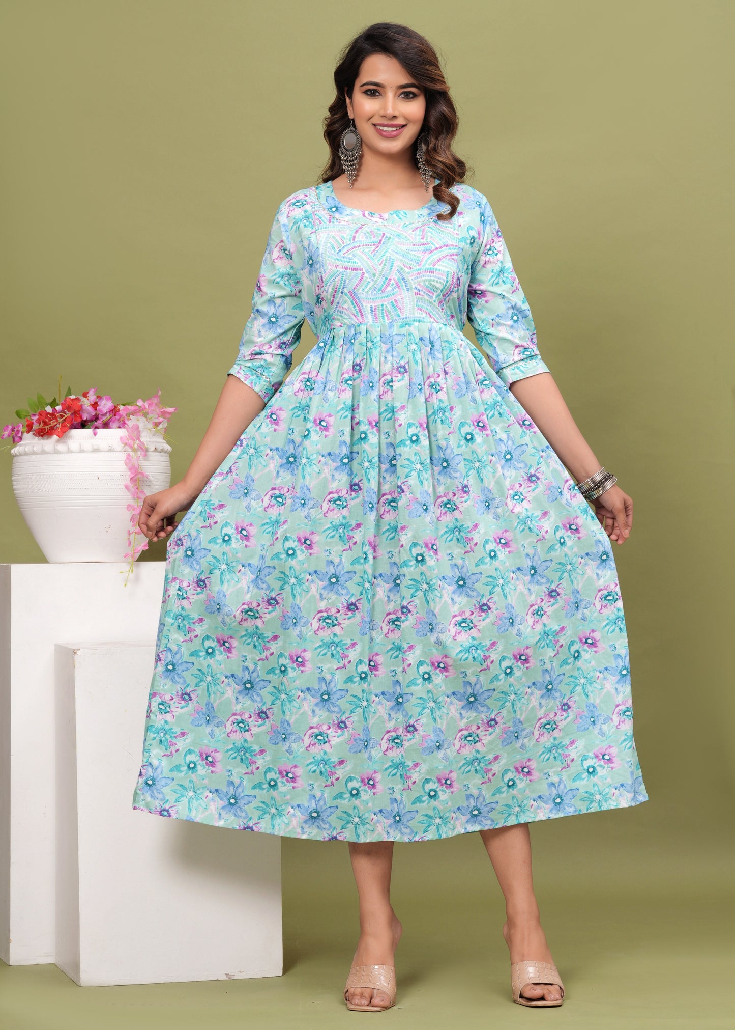 Nature's Embrace: Ashvy Leaf Print Cotton Maternity Feeding Kurti (Light Blue) (LUX001)