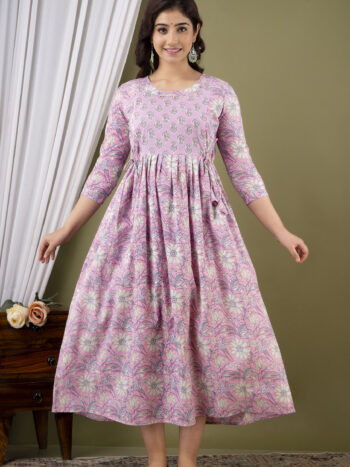 Ashvy Baby Pink Floral Cambric Cotton Maternity Kurti – Soft Feeding & Nursing Wear for Moms